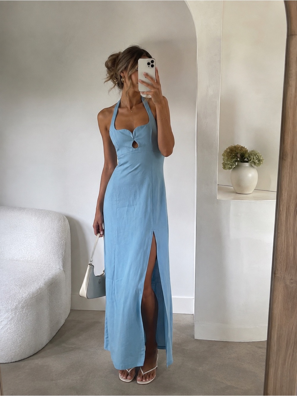 ELLIATT Tuning Gown in Sky Blue M